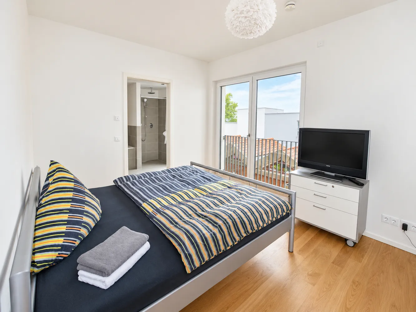 2 Zimmer Wohnung mit 75 m² in Düsseldorf – Bild 7