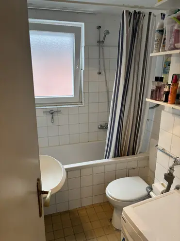 2 Zimmer Wohnung mit 35 m² in Köln – Bild 8
