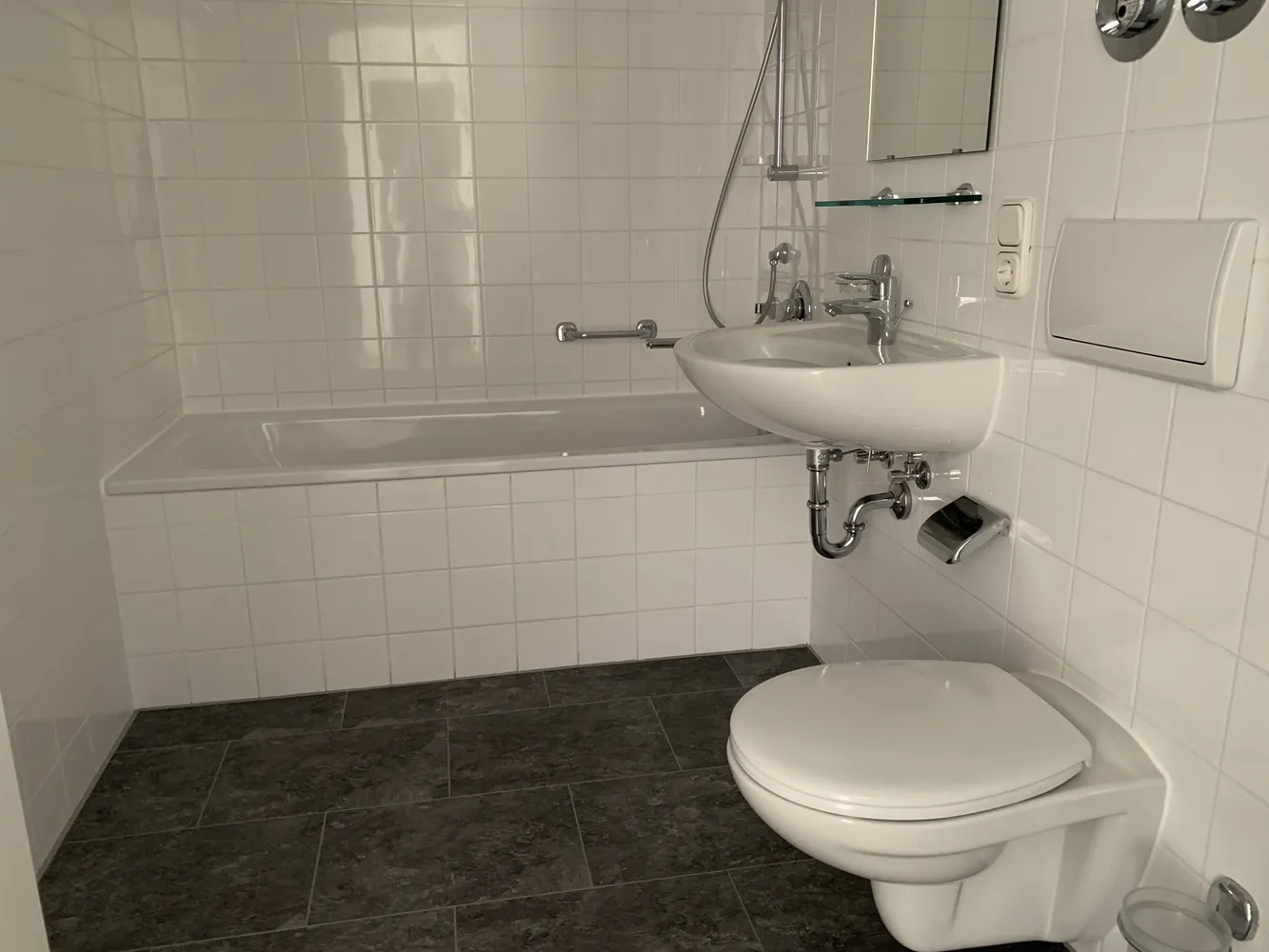 3 room apartment with 70 m² in Dresden – Photo 4