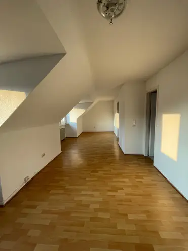 2 Zimmer Wohnung mit 60 m² in Düsseldorf – Bild 1