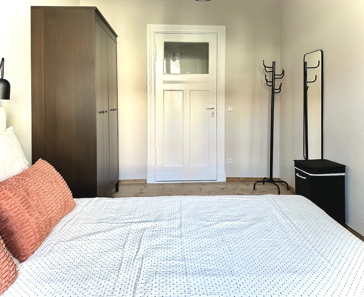 2 room apartment with 67 m² in Berlin – Photo 9