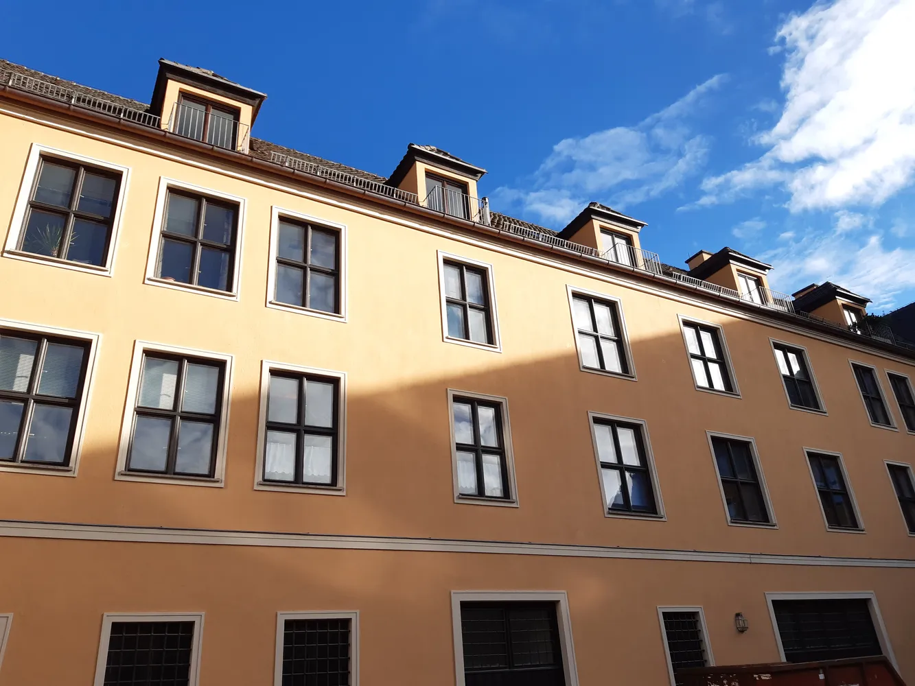 2 Zimmer Wohnung mit 73 m² in Augsburg – Bild 5