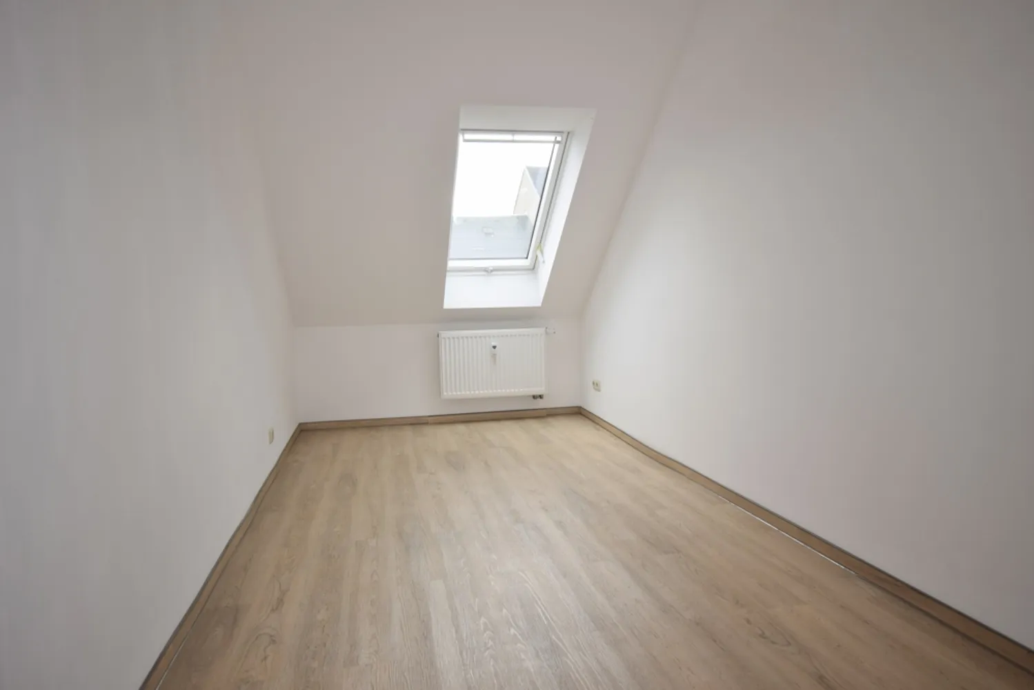4 Zimmer Wohnung mit 80 m² in Chemnitz – Bild 4
