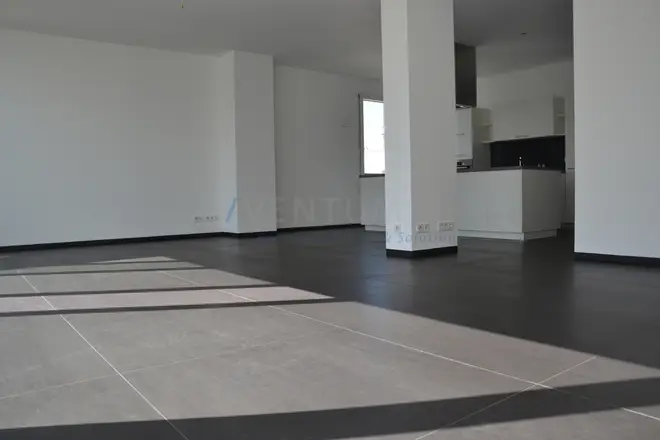4 Zimmer Wohnung mit 146 m² in Stuttgart – Bild 3
