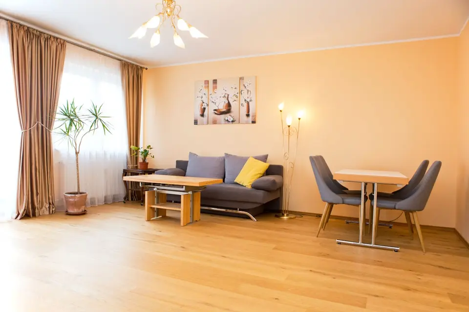 WG-Zimmer mit 65 m² in Erkrath – Bild 1