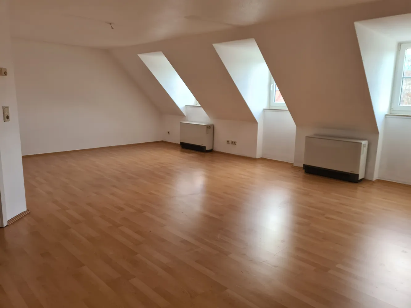 4 Zimmer Wohnung mit 141 m² in Merseburg – Bild 3