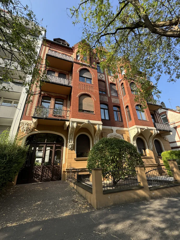 3 Zimmer Wohnung mit 98 m² in Wiesbaden – Bild 1