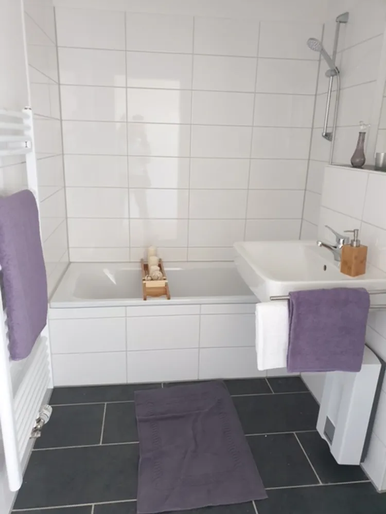 3 Zimmer Wohnung mit 75 m² in Bonn – Bild 2