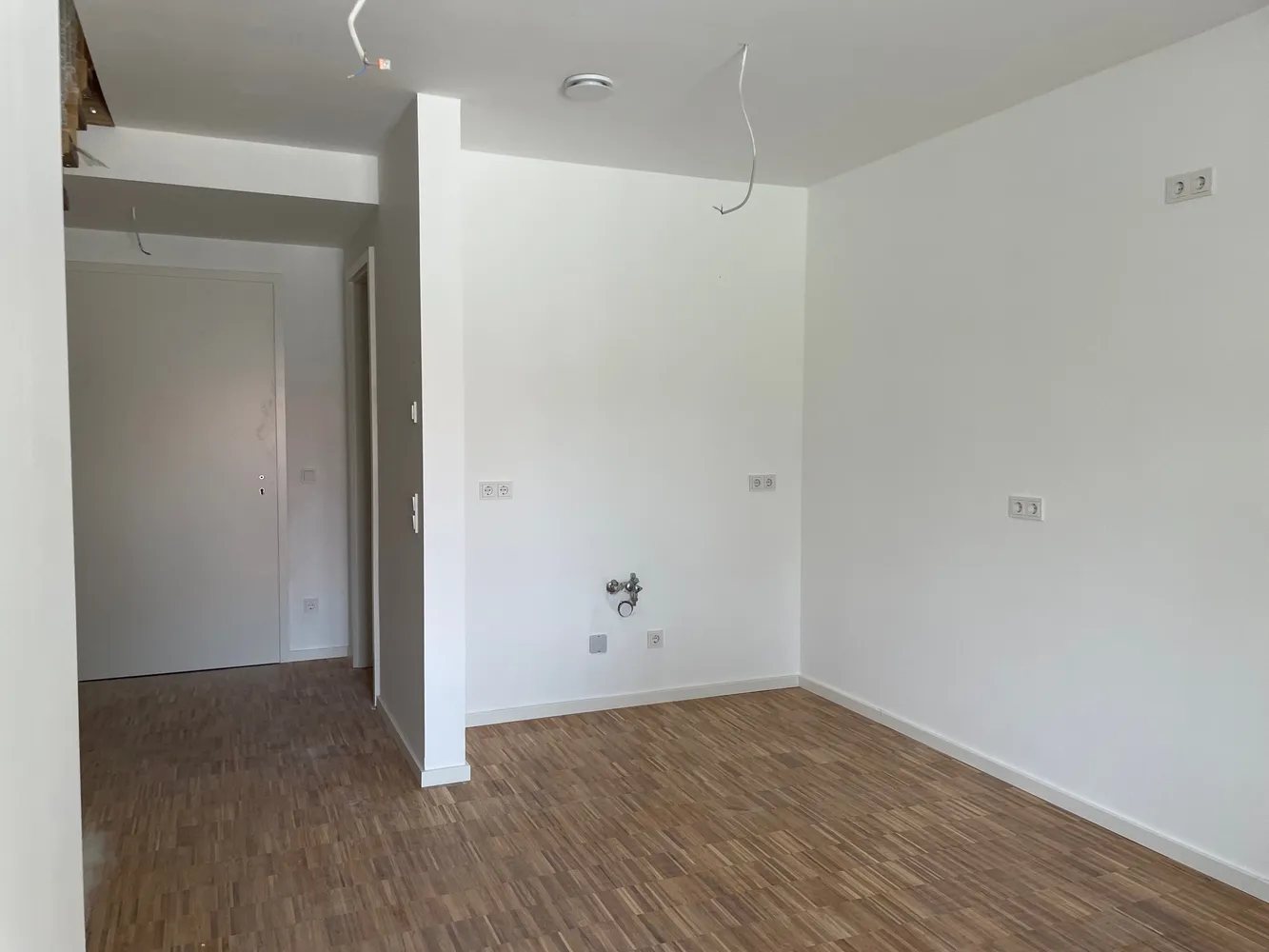 4 Zimmer Wohnung mit 105 m² in Dresden – Bild 3