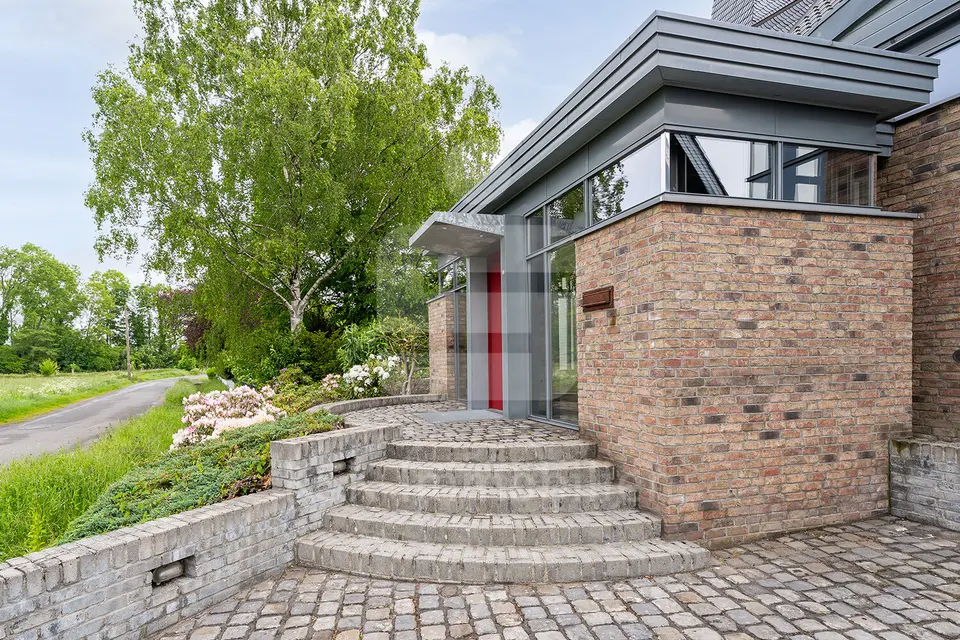 8 Zimmer Haus mit 243 m² in Grevenbroich – Bild 2