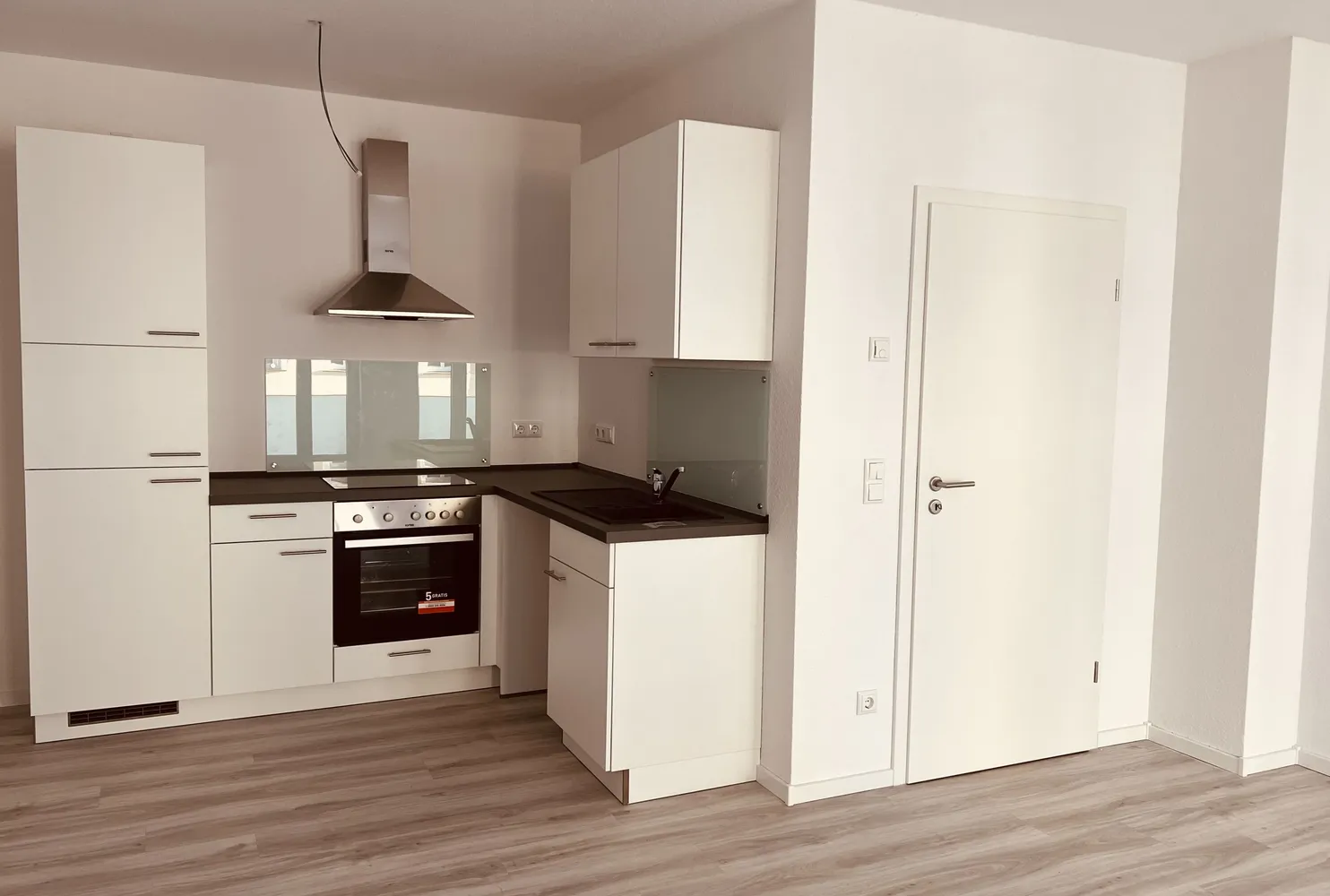 2 Zimmer Wohnung mit 66 m² in Schwerin – Bild 10