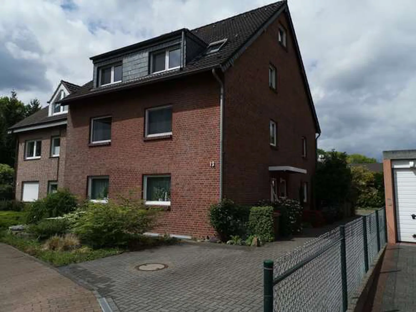 3 Zimmer Wohnung mit 104 m² in Oberhausen – Bild 1