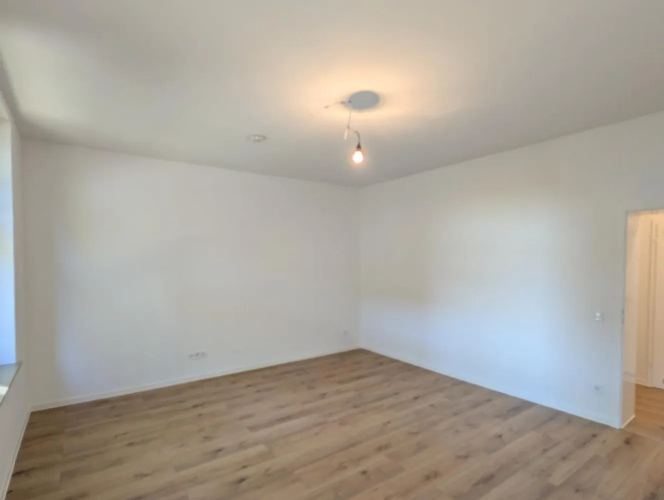 2 Zimmer Wohnung mit 75 m² in Duisburg – Bild 3