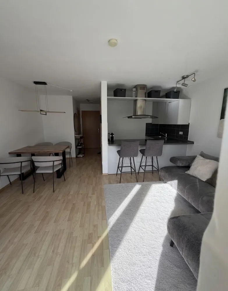 2 room apartment with 64 m² in Frankfurt am Main – Photo 2