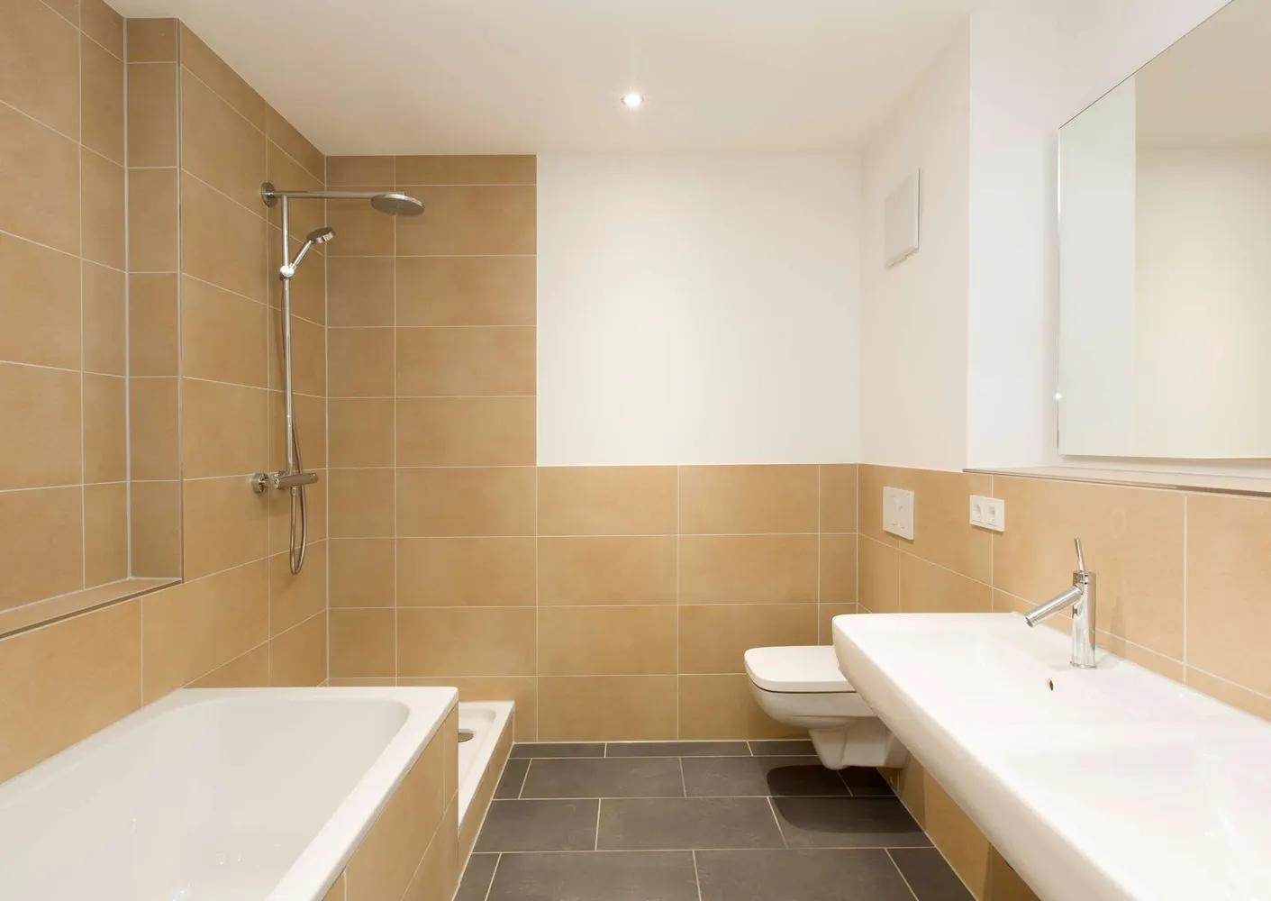 4 Zimmer Wohnung mit 106 m² in Wiesbaden – Bild 3