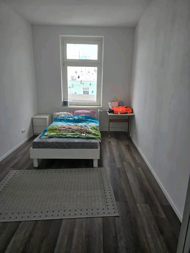 4 Zimmer Wohnung mit 110 m² in Bochum – Bild 4