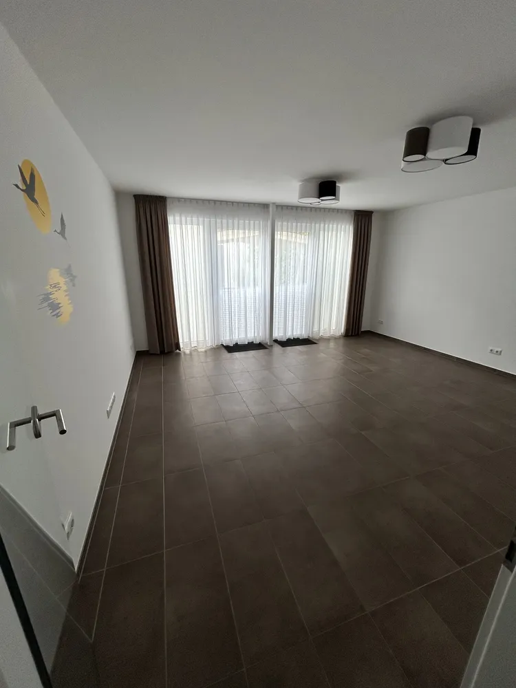 2 Zimmer Wohnung mit 81 m² in Hannover – Bild 2
