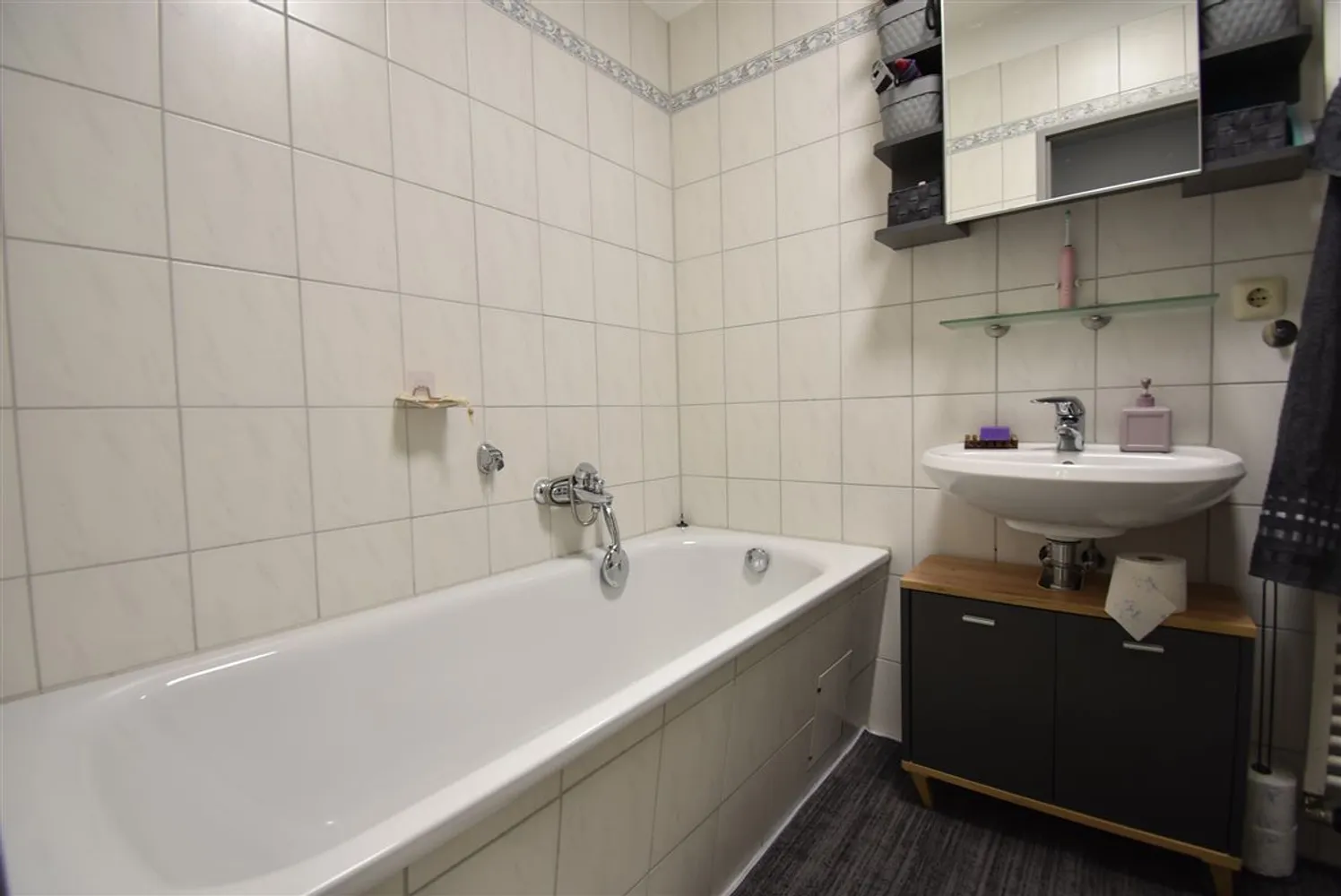 2 Zimmer Wohnung mit 78 m² in Essen – Bild 4