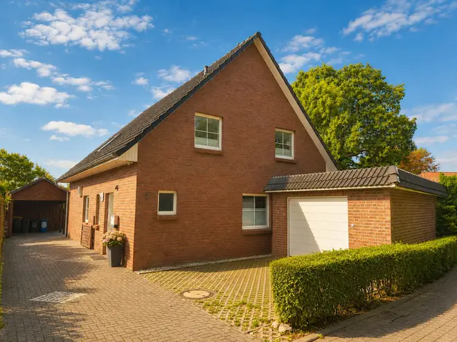 4 Zimmer Haus mit 166 m² in Elmshorn – Bild 1