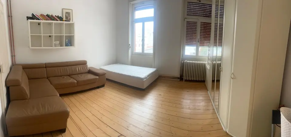 WG-Zimmer mit 30 m² in Frankfurt am Main – Bild 1