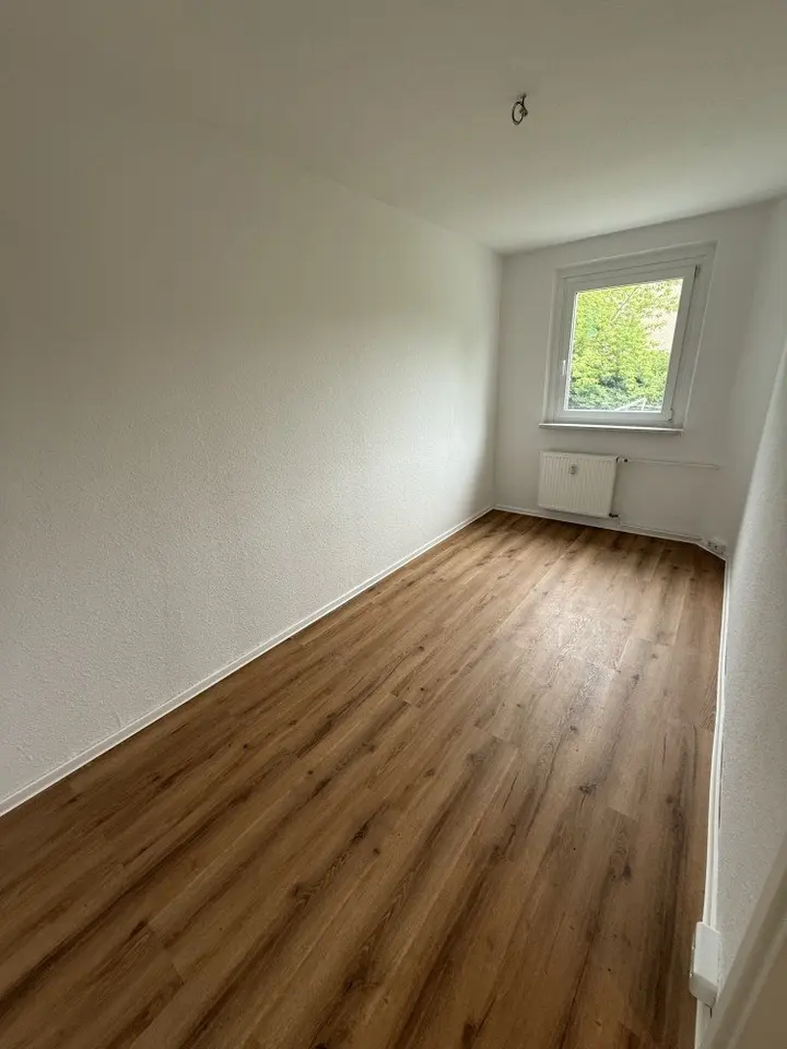 3 Zimmer Wohnung mit 54 m² in Halle (Saale) – Bild 2