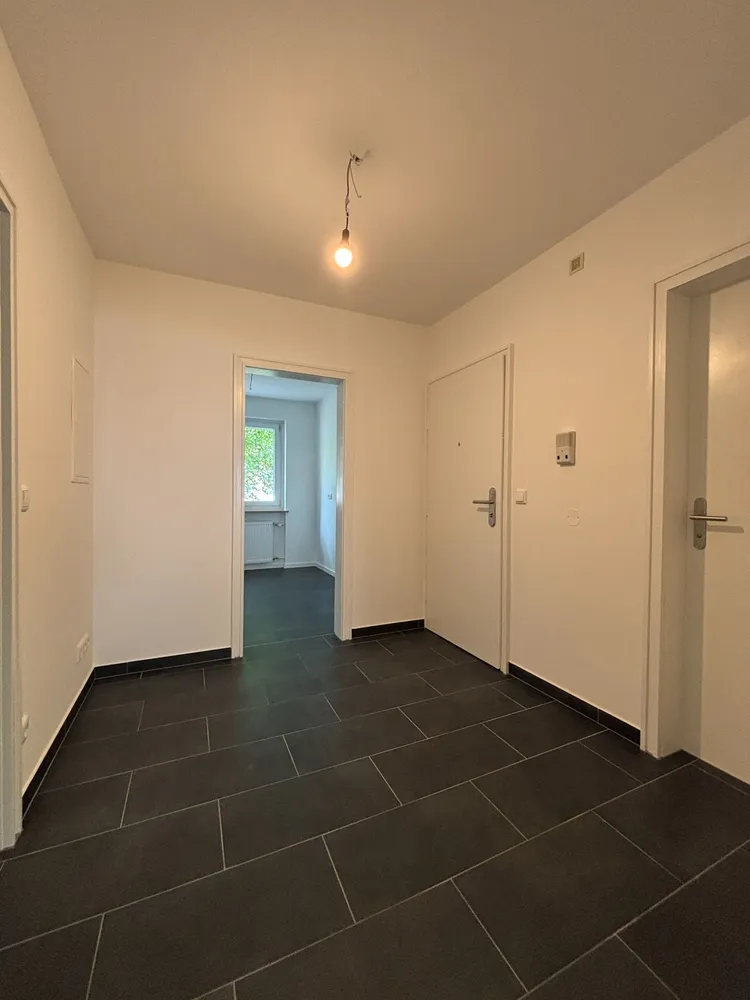 4 Zimmer Wohnung mit 85 m² in Augsburg – Bild 2