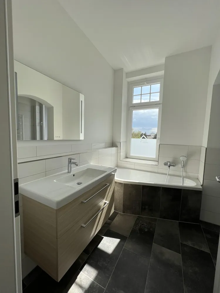 4 room apartment with 120 m² in Magdeburg – Photo 1