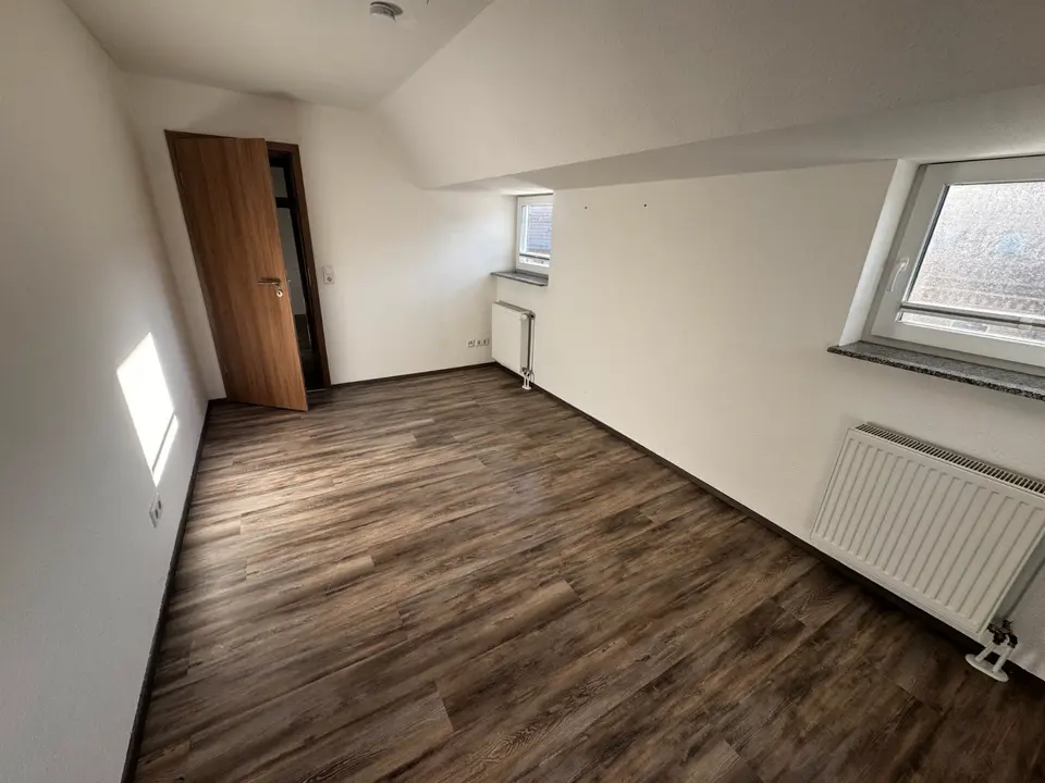 2 Zimmer Wohnung mit 65 m² in Sangerhausen – Bild 4