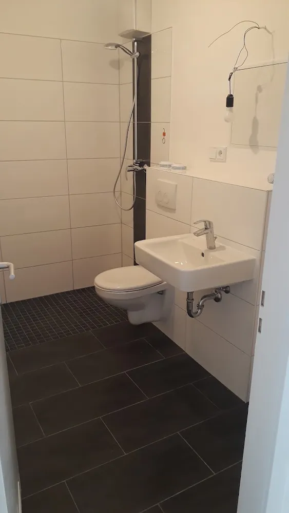 1 Zimmer Wohnung mit 35 m² in Köln – Bild 2