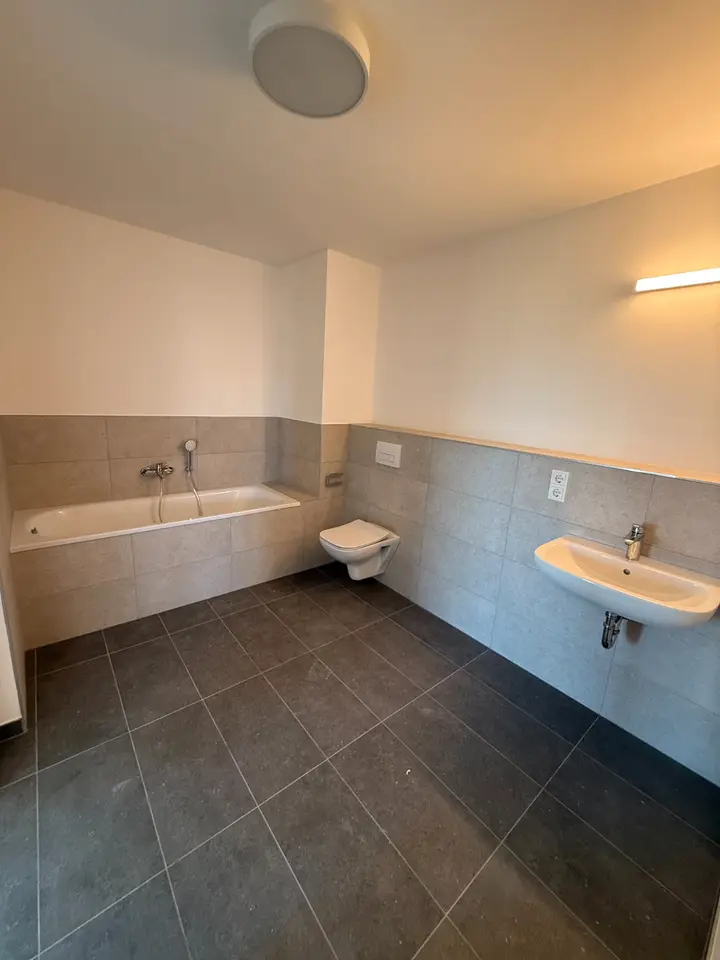 2 Zimmer Wohnung mit 83 m² in Coburg – Bild 3