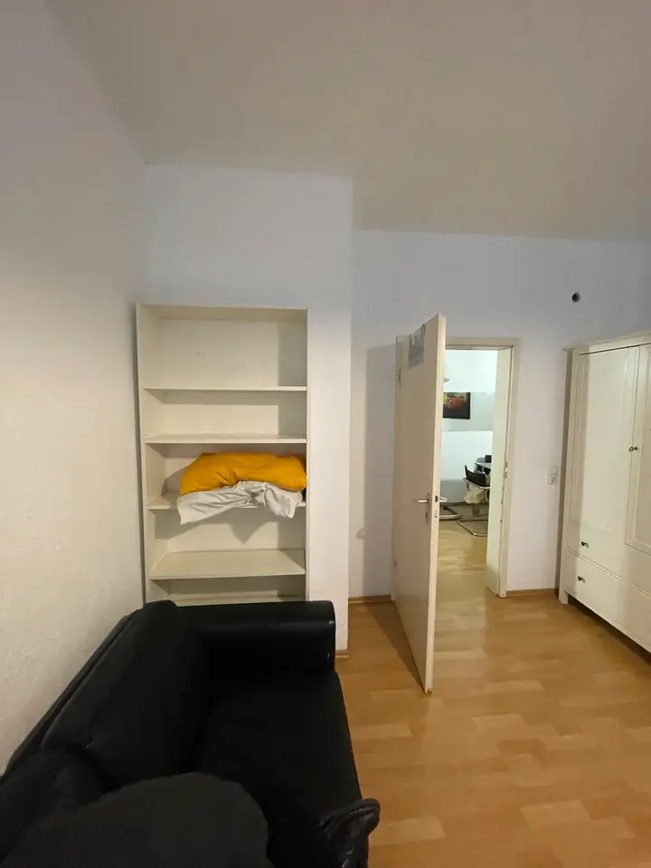 Shared room with 15 m² in Stuttgart – Photo 5