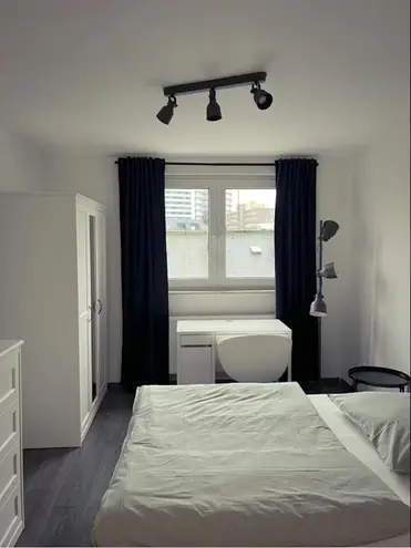 WG-Zimmer mit 20 m² in Frankfurt am Main – Bild 2