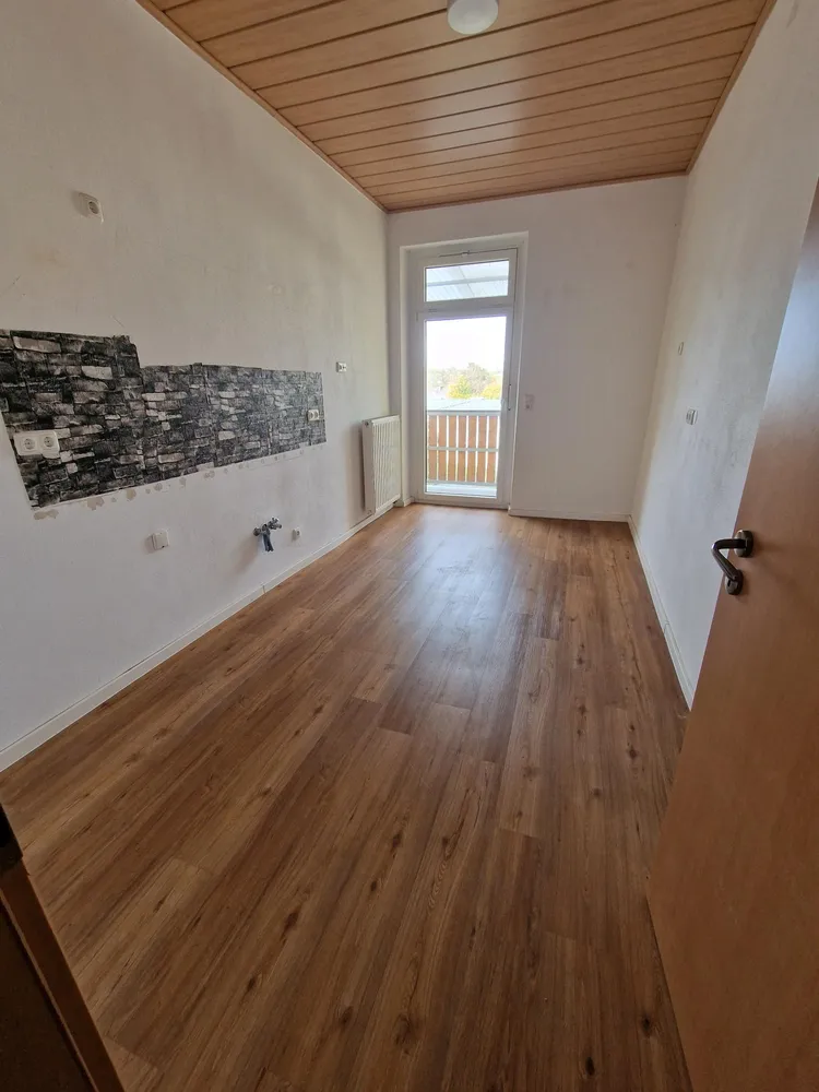 3 Zimmer Wohnung mit 107 m² in Hof – Bild 3