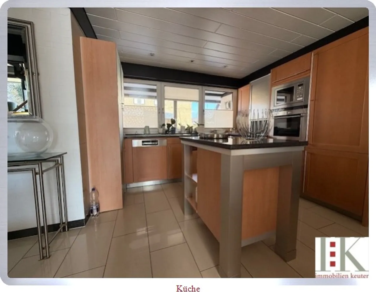 8 room house with 220 m² in Kaarst – Photo 6
