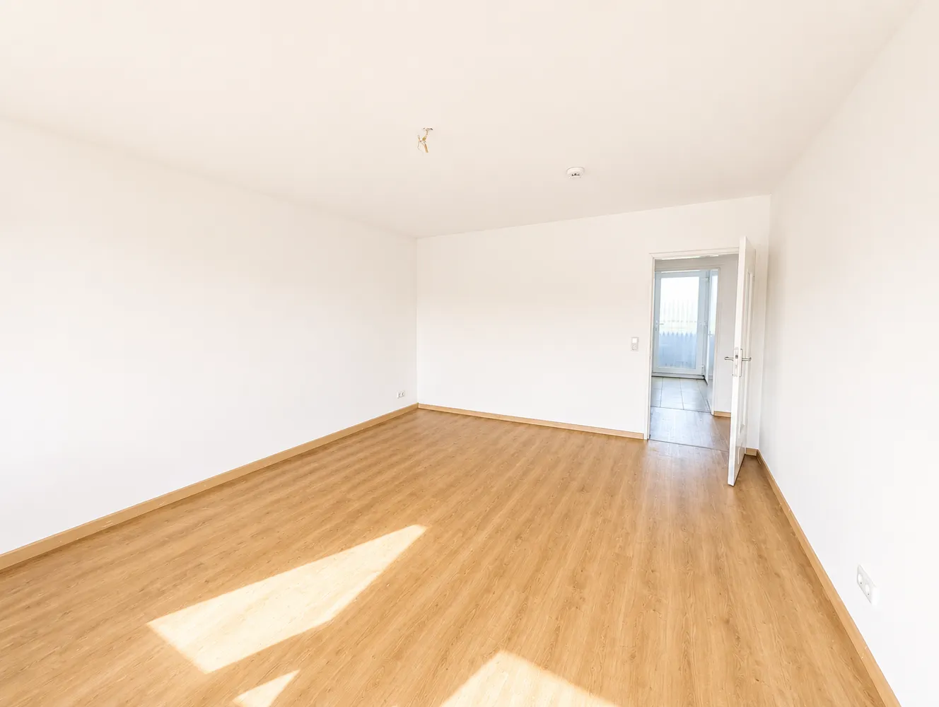 3 Zimmer Wohnung mit 81 m² in Würzburg – Bild 6