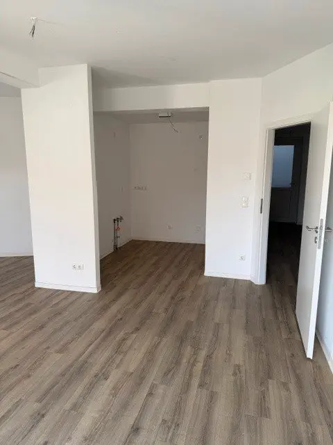 4 Zimmer Wohnung mit 78 m² in Suhl – Bild 2