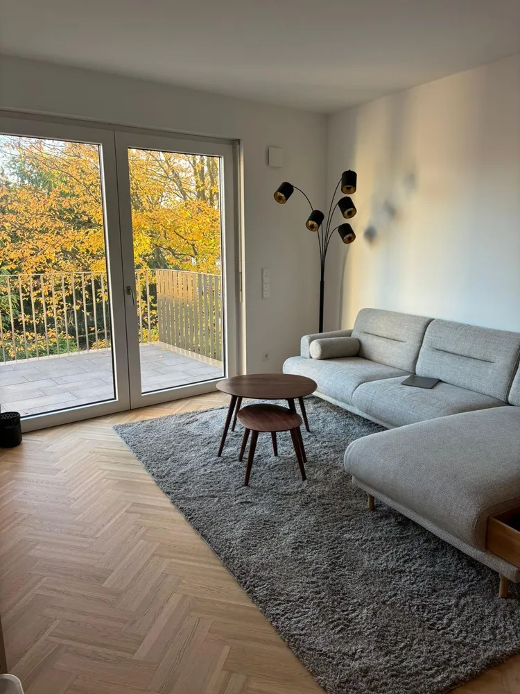 2 Zimmer Wohnung mit 63 m² in Düsseldorf – Bild 1