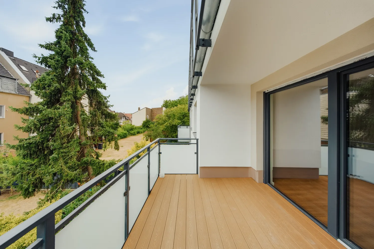 2 Zimmer Wohnung mit 67 m² in Köln – Bild 6