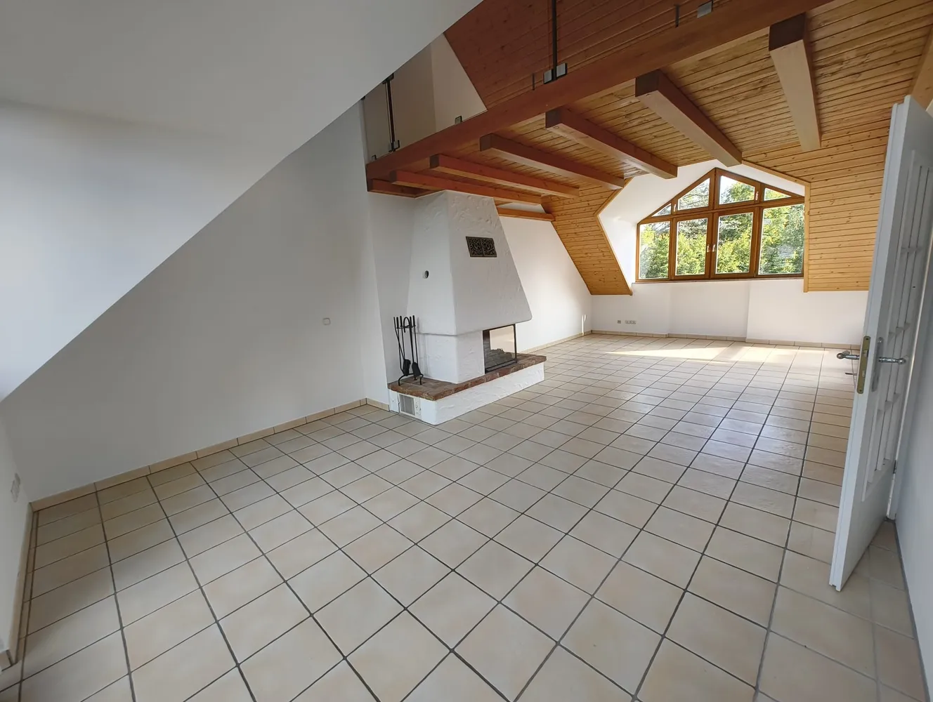 3 Zimmer Wohnung mit 104 m² in München – Bild 1