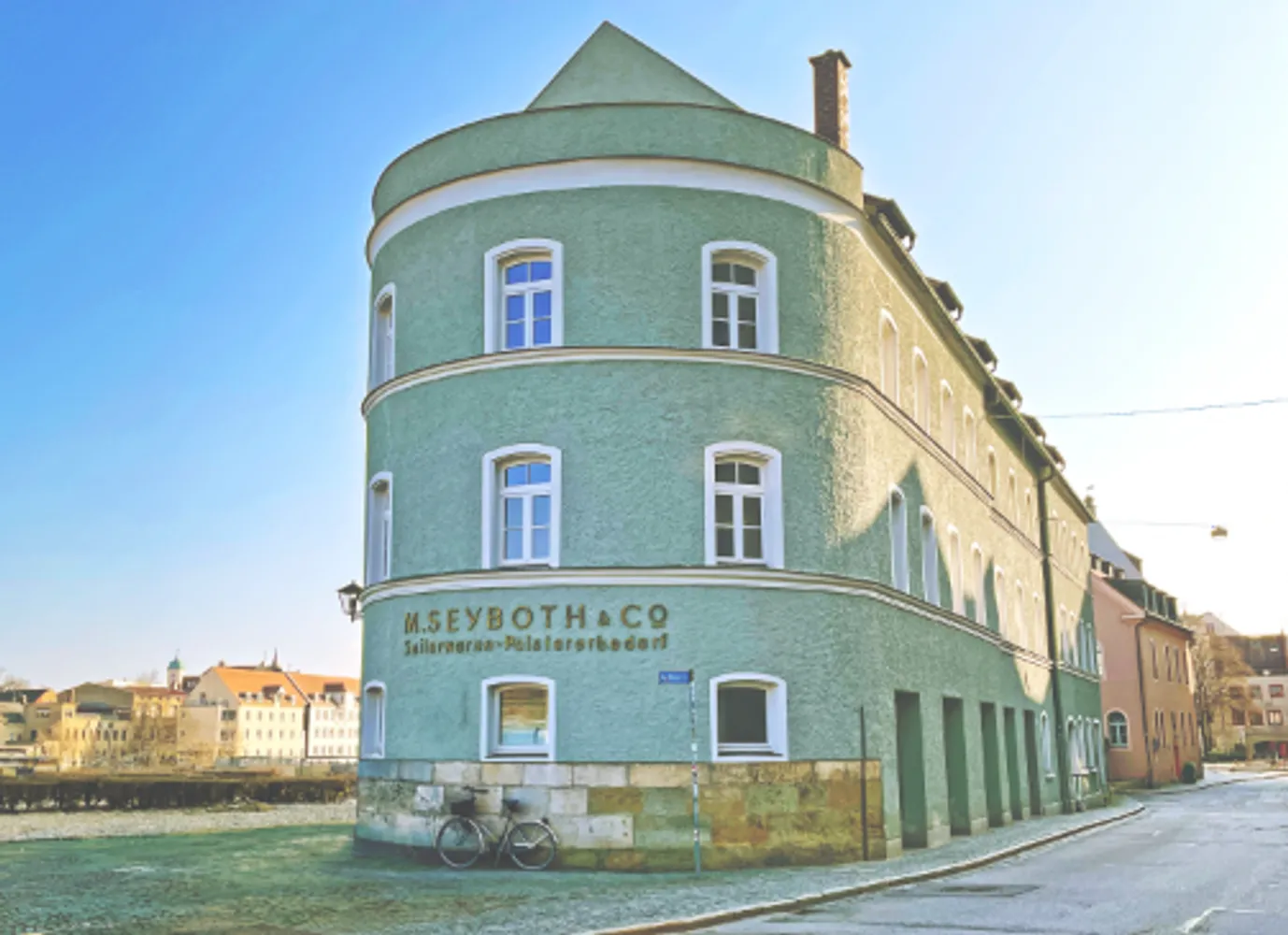 1 room apartment with 25 m² in Regensburg – Photo 5