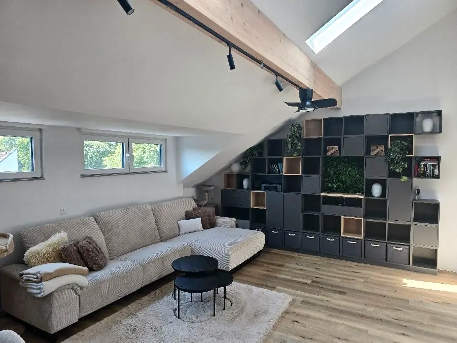 3 Zimmer Wohnung mit 110 m² in Krefeld – Bild 1