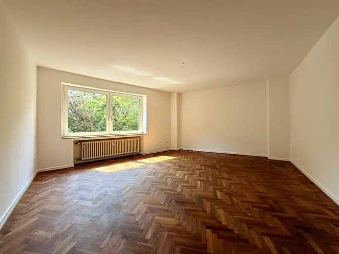 3 Zimmer Wohnung mit 109 m² in Düsseldorf – Bild 2