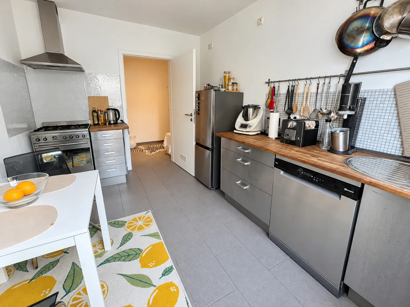 4 room apartment with 93 m² in Cologne – Photo 6