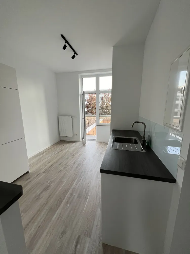 1 room apartment with 35 m² in Cologne – Photo 6