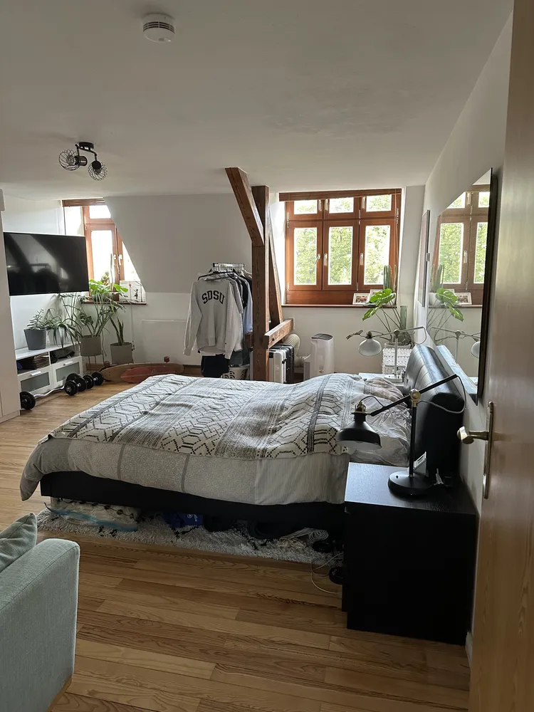 3 Zimmer Wohnung mit 90 m² in München – Bild 2