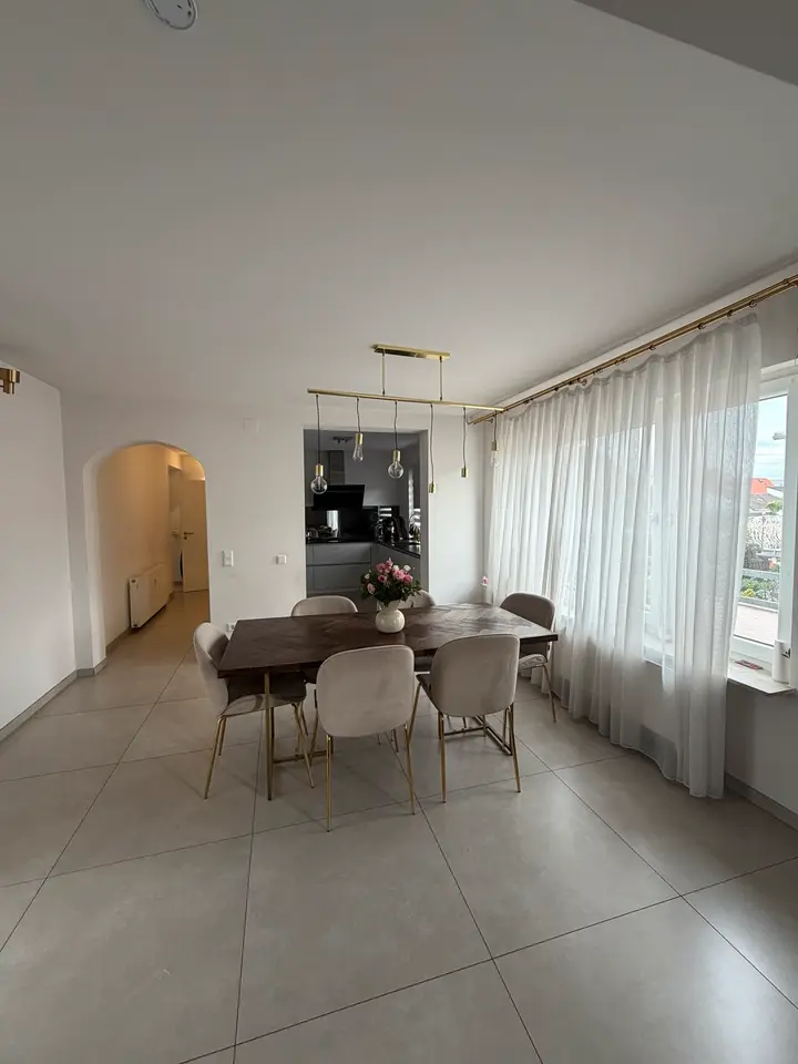 6 Zimmer Wohnung mit 170 m² in Bensheim – Bild 4