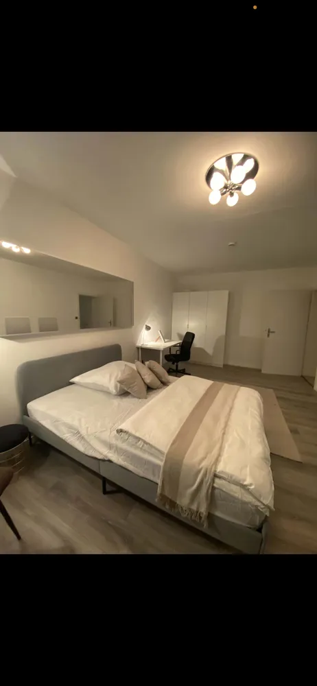Shared room with 17 m² in Munich – Photo 1
