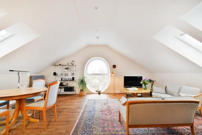 3 Zimmer Wohnung mit 130 m² in Hamburg – Bild 3