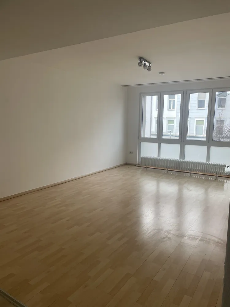 2 Zimmer Wohnung mit 64 m² in Hannover – Bild 2