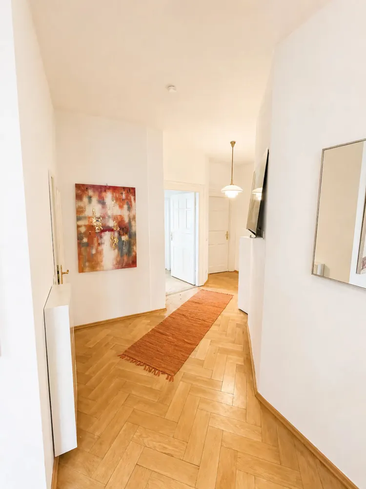 WG-Zimmer mit 9 m² in München – Bild 2